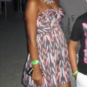 Guess strapless dress